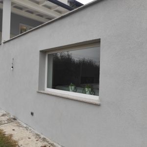 Esempio dalla galleria fotografica di DTEK DI DARIO D’ELIA: Fornitura e posa di porte interne e serramenti, cantiere di Polazzo Redipuglia