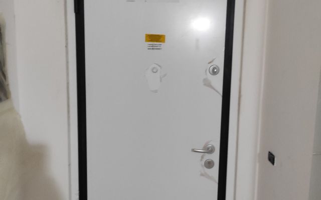 Esempio dalla galleria fotografica di DTEK DI DARIO D’ELIA: Posa di porta blindata e porte interne a Turriaco