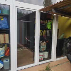Esempio dalla galleria fotografica di DTEK DI DARIO D’ELIA: Posa di serramenti e chiusura di veranda cantiere di gradisca d'Isonzo
